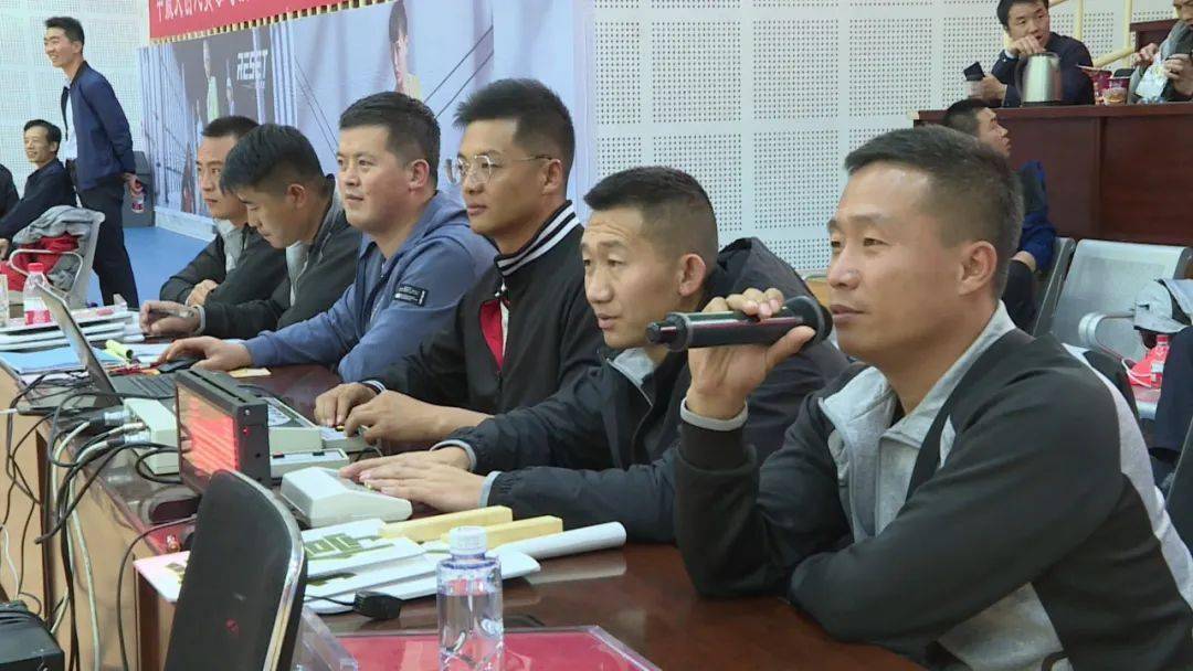 1xBit体育下载-比赛中出现的精妙配合赢得掌声