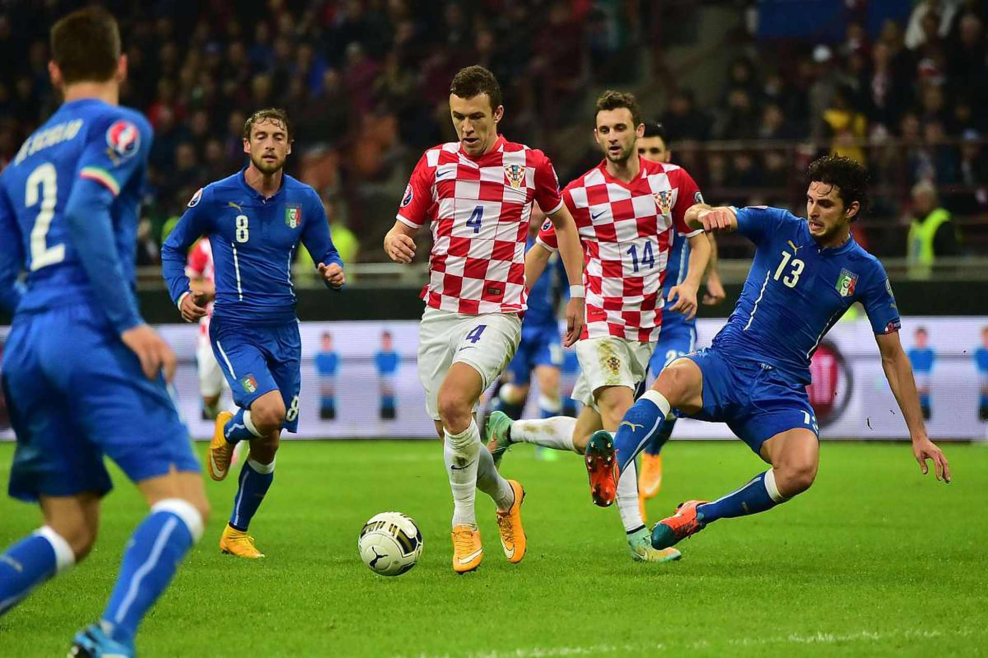 1xBit体育app-关于欧洲杯预选赛：双方拼尽全力，擦出火花的信息