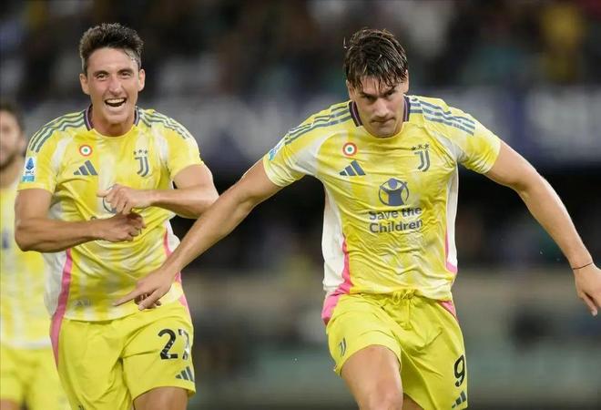 关于尤文图斯主场大胜，稳坐积分榜首位的信息