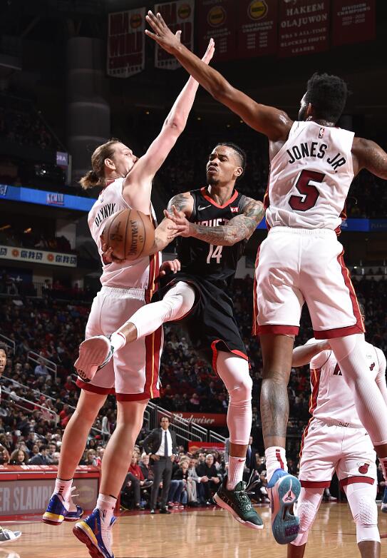 1xBit体育官方-魔术表现逆转，热火灭火箭难成困难的简单介绍