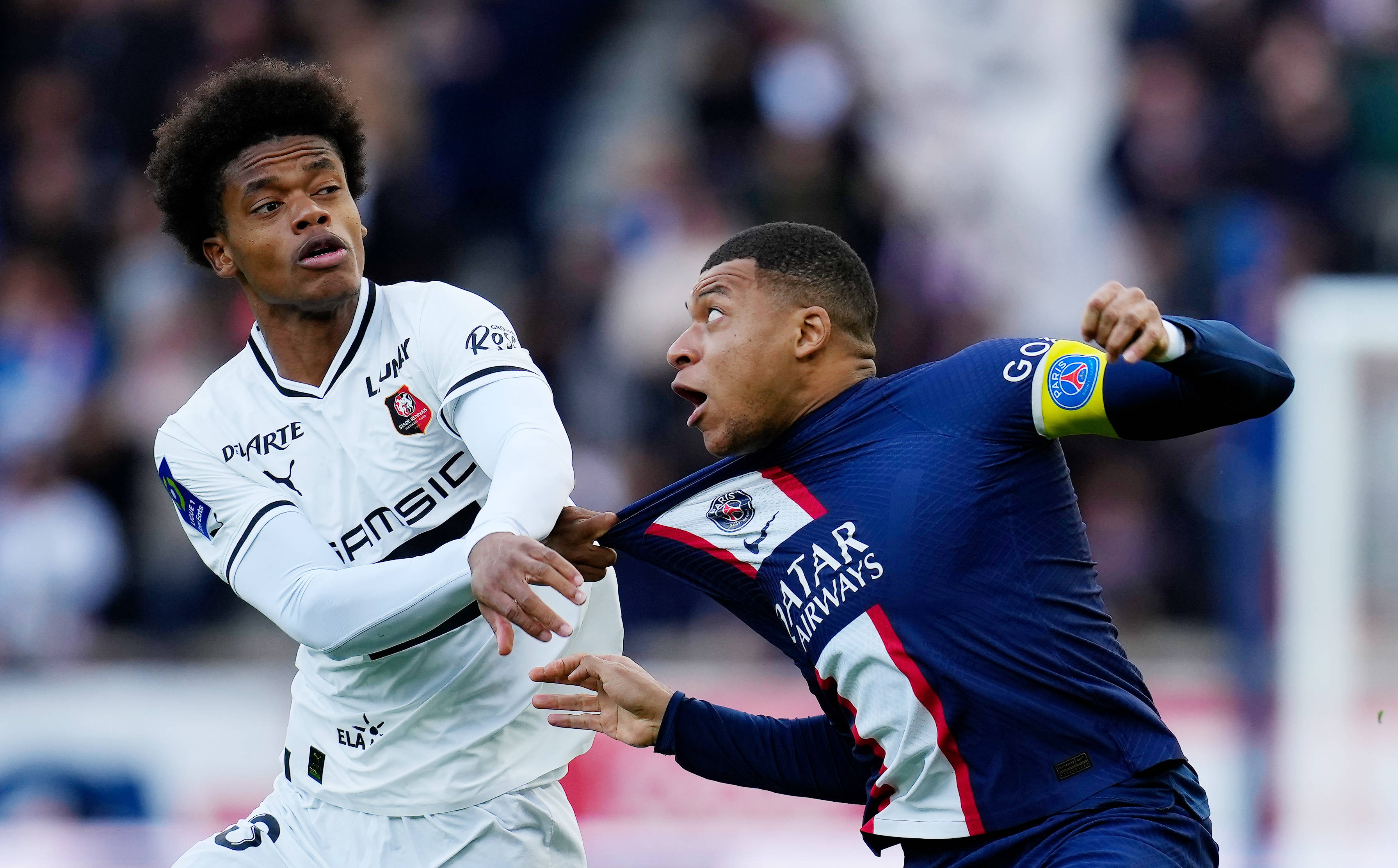 1xBit体育培训-包含巴黎圣日耳曼击败巴塞罗那：法甲豪门取得重要胜利的词条