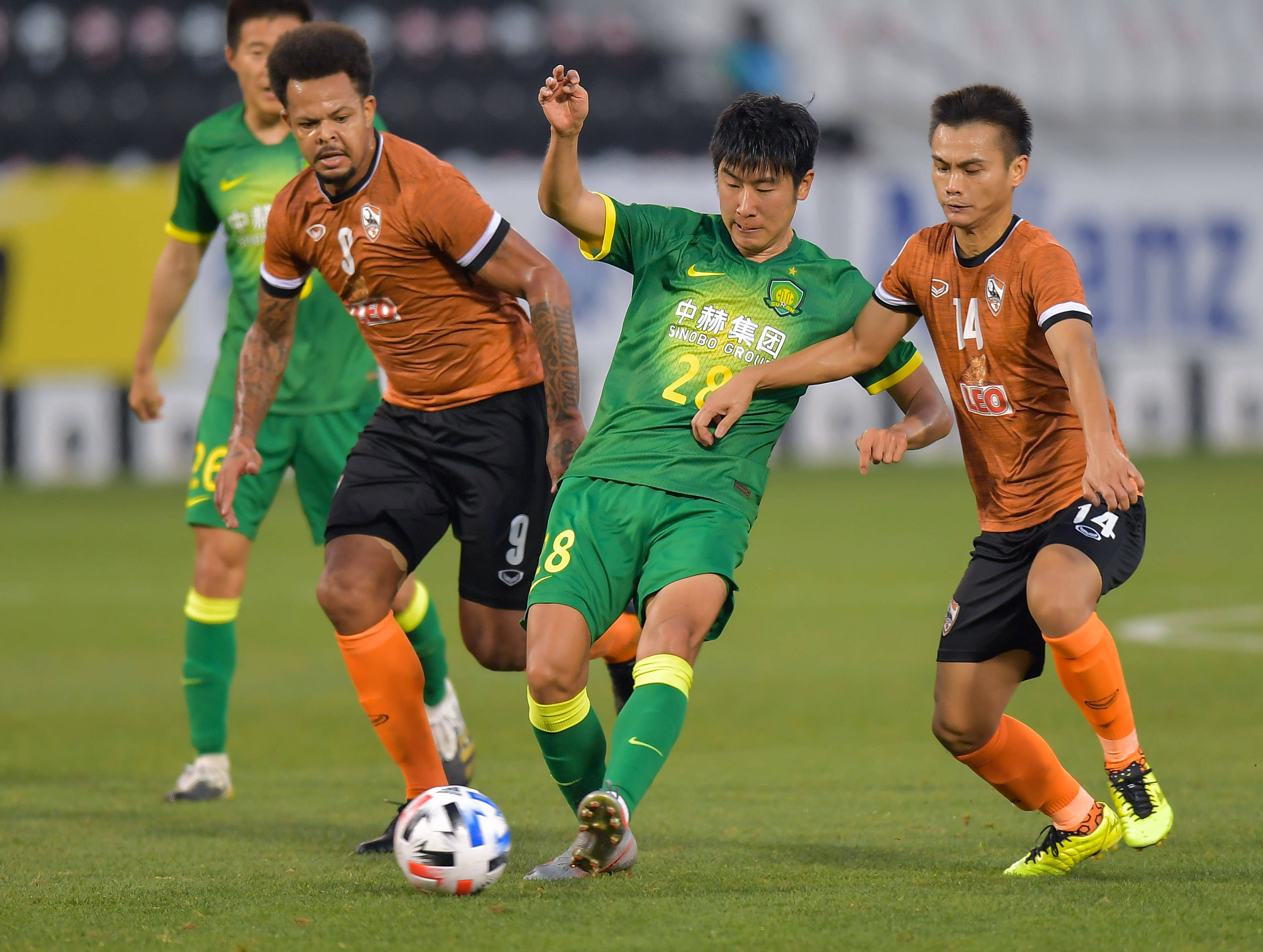 北京国安对阵重庆斯威，胜者晋级亚冠的简单介绍