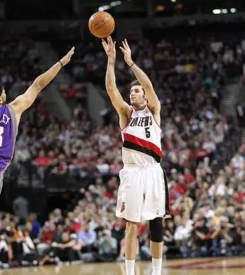 美洲顶尖篮球明星成功加盟欧洲赛场