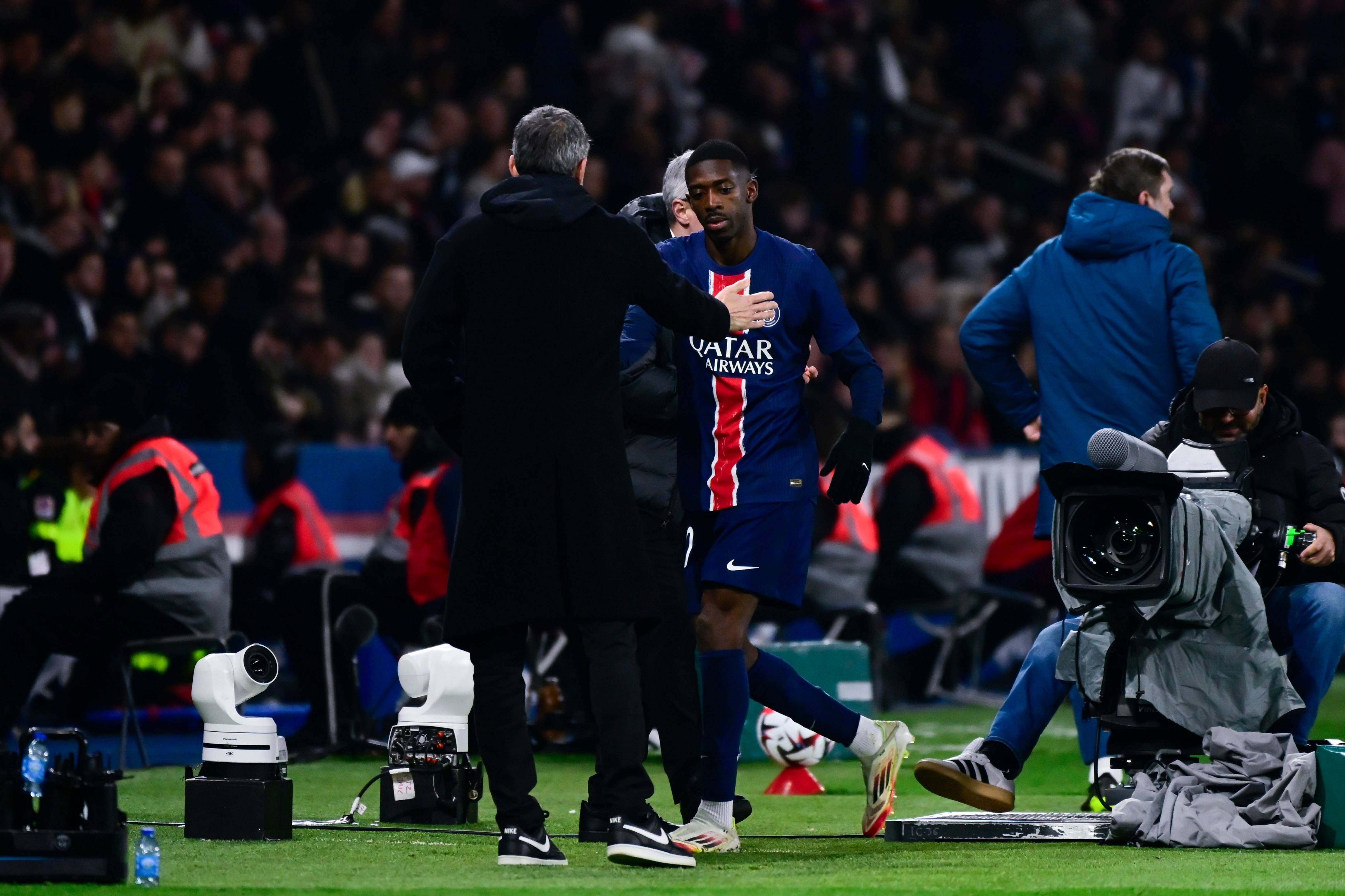 巴黎主场神助晋级，欧冠比赛举世知名