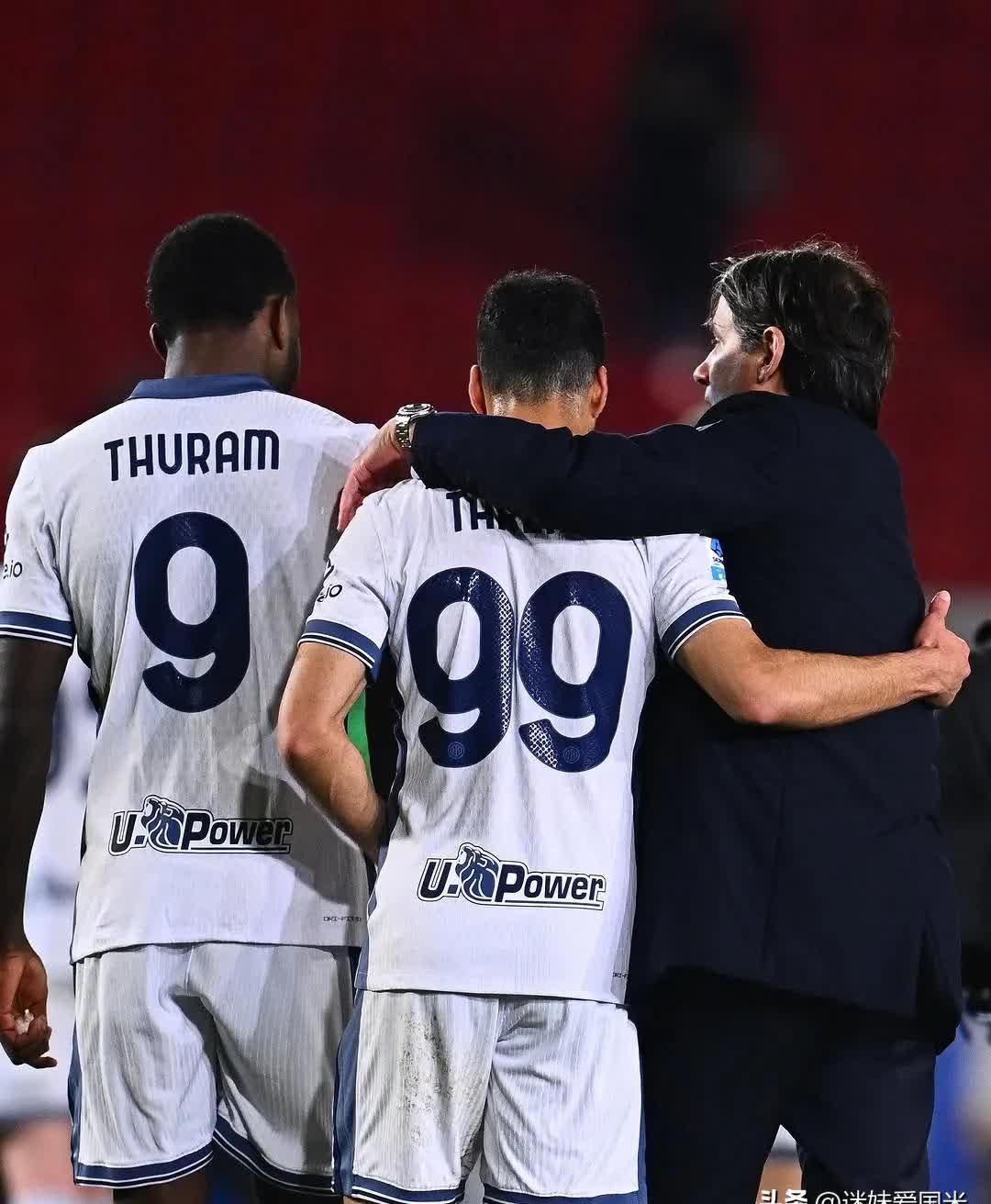 包含热那亚遭受AC米兰逆转,主场连败难以接受的词条 包含热那亚遭受AC米兰逆转,主场连败难以接受的词条