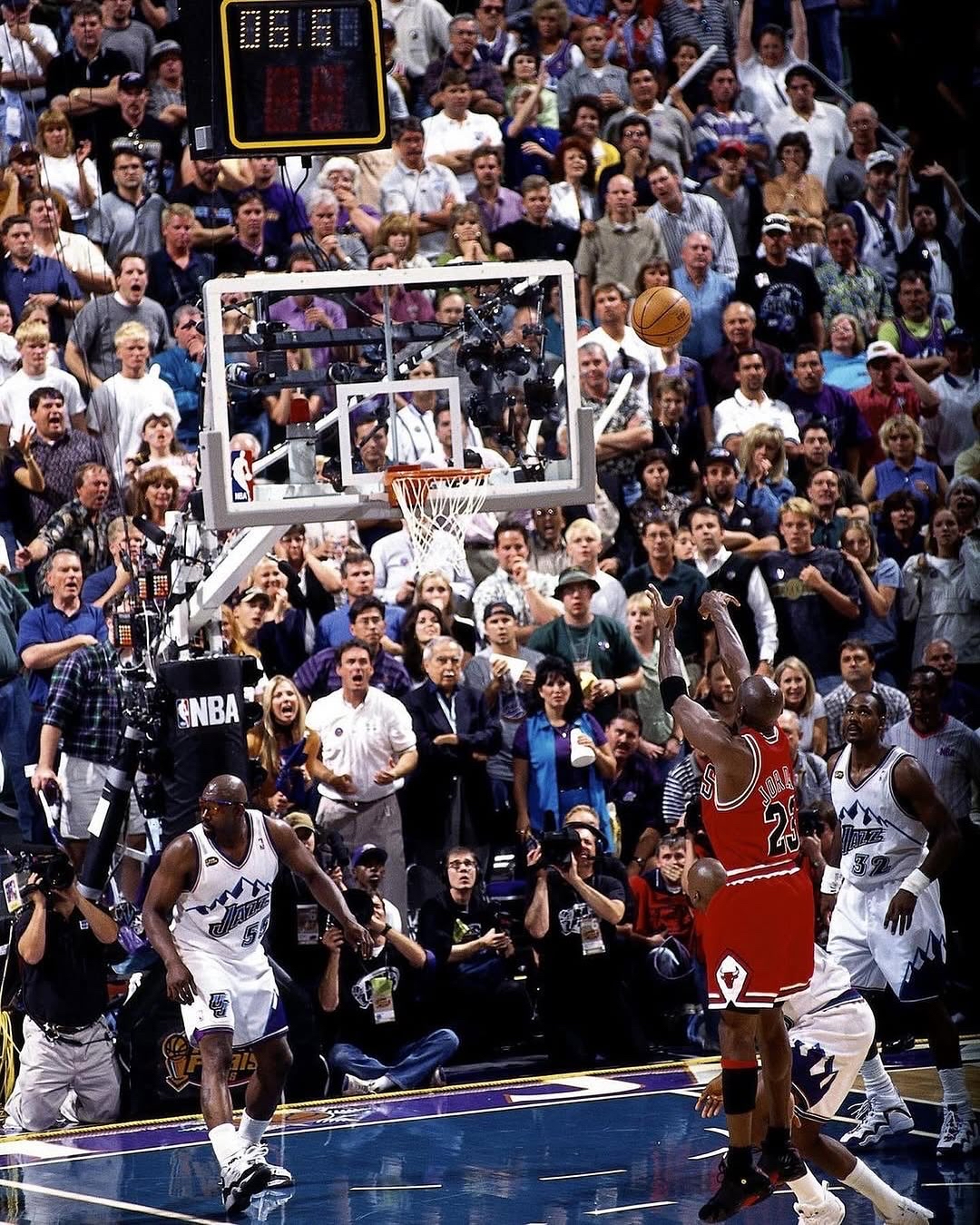 「76人惨败公牛,遭遇两连败」 「76人惨败公牛,遭遇两连败」