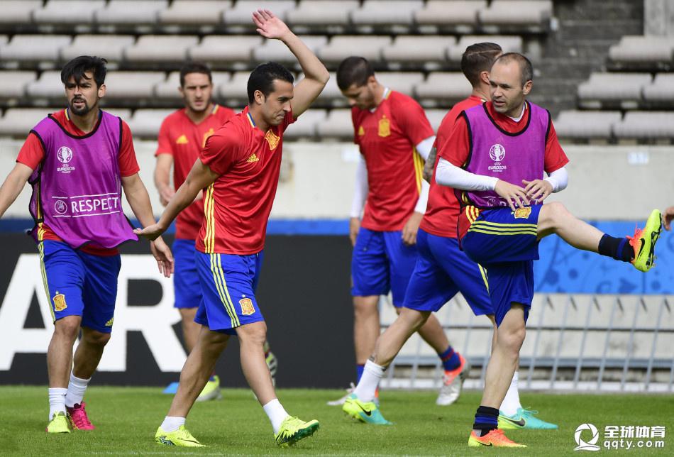 强强对话,俱乐部备战全力以赴 强强对话,俱乐部备战全力以赴