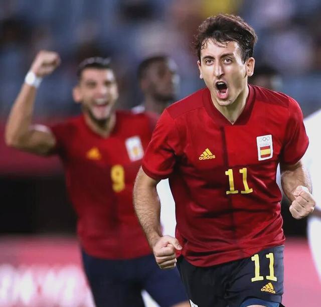 墨西哥击败巴西获得足球胜利